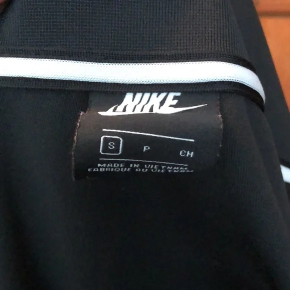 Nike Air Jacket - Picture 5 of 7